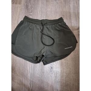 CORE SHORTS